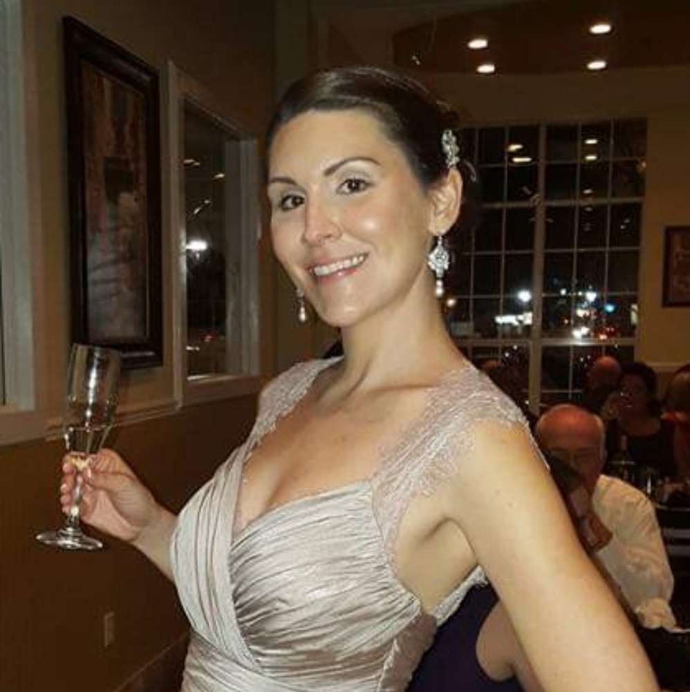 Meet your Posher, Stephanie